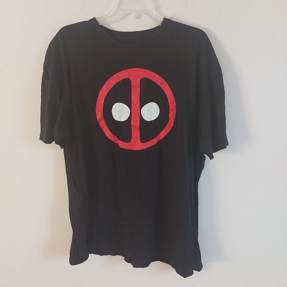 Bundle Men's 4pcs Graphic Tees - Picture 2 of 10